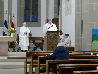 Lumen Christi - Auferstehungsmesse in St. Crescentius (Foto: Karl-Franz Thiede)